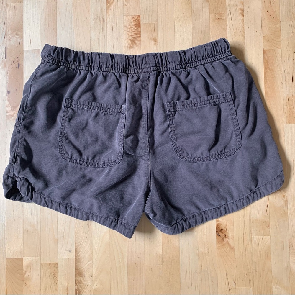 Cynthia Rowley - Blue Grey Shorts - Pockets and Drawstring - Picture 2 of 3